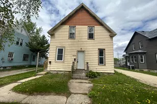 1009 E Center St, Rochester, MN 55904 - Photo 1