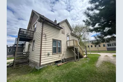 1009 E Center Street, Rochester, MN 55904 - Photo 4