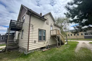 1009 E Center St, Rochester, MN 55904 - Photo 4