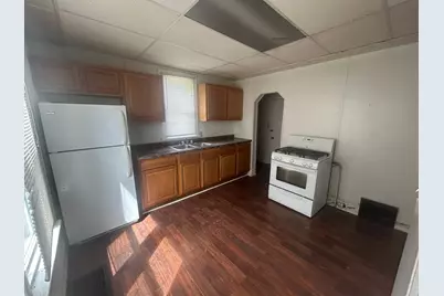 1009 E Center Street, Rochester, MN 55904 - Photo 12