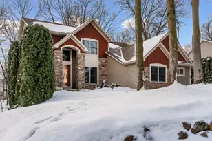 4040 Maple Hurst Dr S, Rockford, MN 55373 - Photo 8