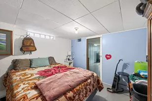 4701 Douglas Dr N, Crystal, MN 55429 - Photo 12