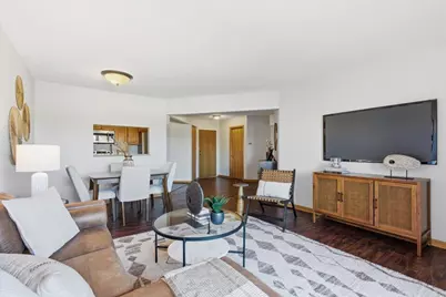 2425 E Franklin Avenue #212, Minneapolis, MN 55406 - Photo 4