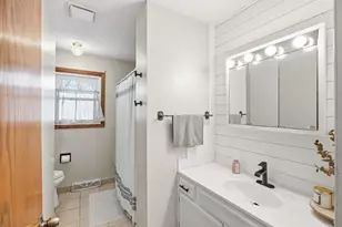 807 12th St N, Princeton, MN 55371 - Photo 10