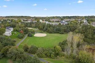 477 Canyon Blvd, Hudson, WI 54016 - Photo 8