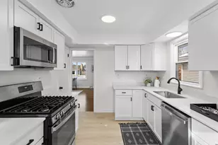 6138 Colfax Ln S, Minneapolis, MN 55419 - Photo 4