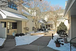 7625 Edinborough Way, Edina, MN 55435 - Photo 18