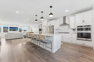 879 Woodlawn Ave, Saint Paul, MN 55116 - Photo 6