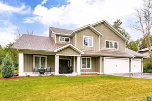 3879 Okerstrom Rd, Hermantown, MN 55811 - Photo 2