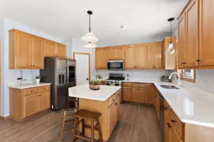 10935 Eagle View Pl, Woodbury, MN 55129 - Photo 12