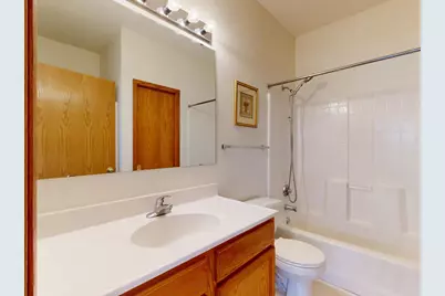 1229 Clarence Street, Saint Paul, MN 55106 - Photo 10