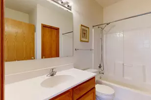 1229 Clarence St, Saint Paul, MN 55106 - Photo 10