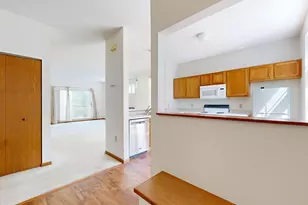 1229 Clarence St, Saint Paul, MN 55106 - Photo 6