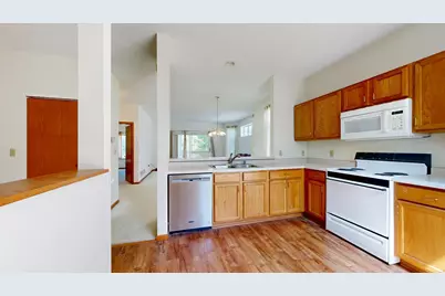 1229 Clarence Street, Saint Paul, MN 55106 - Photo 2