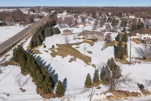 9015 Schutte Ct, Corcoran, MN 55340 - Photo 6