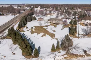 9015 Schutte Ct, Corcoran, MN 55340 - Photo 6