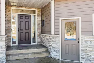 9015 Schutte Ct, Corcoran, MN 55340 - Photo 12