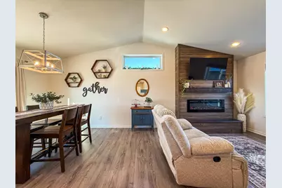 888 7th Avenue, Wanamingo, MN 55983 - Photo 4