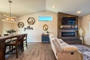 888 7th Ave, Wanamingo, MN 55983 - Photo 4