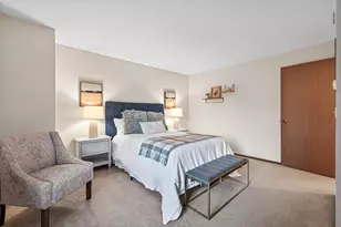 2010 Ridge Dr, Saint Louis Park, MN 55416 - Photo 18