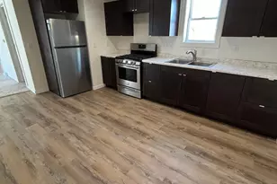 878 Washington St, Prescott, WI 54021 - Photo 4