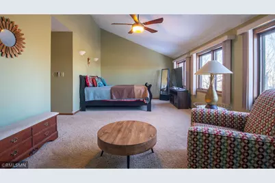 619 Woodhaven Drive NE, Rochester, MN 55906 - Photo 16