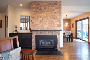 619 Woodhaven Dr NE, Rochester, MN 55906 - Photo 8