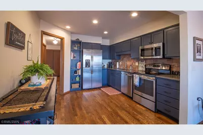 619 Woodhaven Drive NE, Rochester, MN 55906 - Photo 12