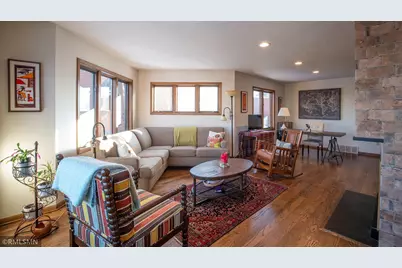 619 Woodhaven Drive NE, Rochester, MN 55906 - Photo 4