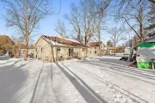 530 E 6th St, New Richmond, WI 54017 - Photo 8