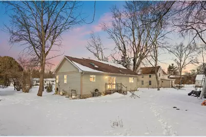 530 E 6th Street, New Richmond, WI 54017 - Photo 2