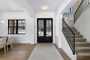 9591 Eagle Ridge Rd, Chanhassen, MN 55317 - Photo 2