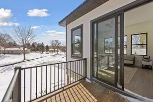 9591 Eagle Ridge Rd, Chanhassen, MN 55317 - Photo 52