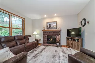 5903 Bryant Ln, Inver Grove Heights, MN 55076 - Photo 10