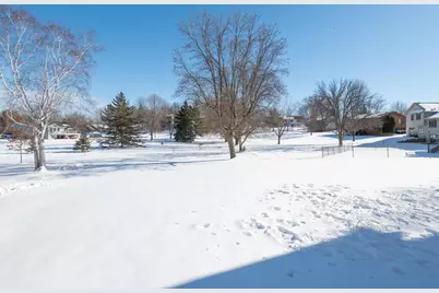 1321 Lake Susan Hills Drive, Chanhassen, MN 55317 - Photo 40