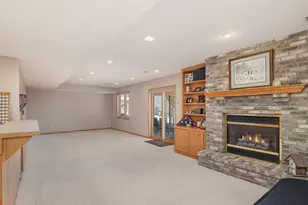 1321 Lake Susan Hills Dr, Chanhassen, MN 55317 - Photo 30