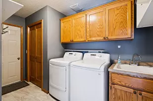 1454 Englert Rd, Eagan, MN 55122 - Photo 22