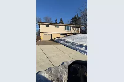 6826 Berkshire Lane N, Maple Grove, MN 55311 - Photo 2