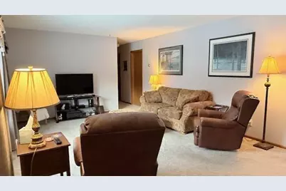 6826 Berkshire Lane N, Maple Grove, MN 55311 - Photo 6