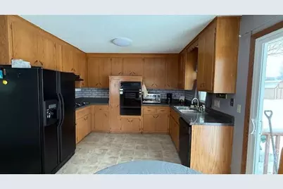 6826 Berkshire Lane N, Maple Grove, MN 55311 - Photo 12