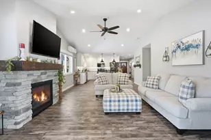 3509 Cambridge Pl, River Falls, WI 54022 - Photo 4