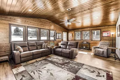 9517 Colorado Avenue S, Bloomington, MN 55438 - Photo 6