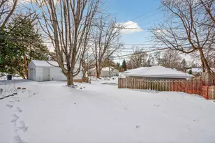 3017 Noble Ave N, Golden Valley, MN 55422 - Photo 32