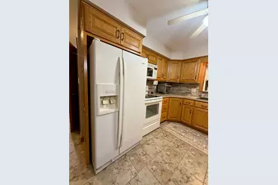 417 S Fairview Drive, Luverne, MN 56156 - Photo 6