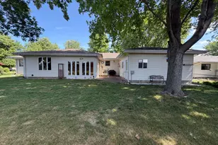 417 S Fairview Dr, Luverne, MN 56156 - Photo 30