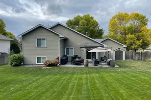 8581 Flamingo Dr, Chanhassen, MN 55317 - Photo 44