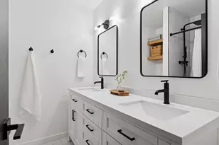 8581 Flamingo Dr, Chanhassen, MN 55317 - Photo 18