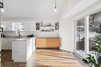 8581 Flamingo Drive, Chanhassen, MN 55317 - Photo 12