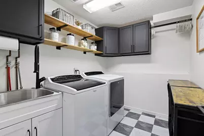 8581 Flamingo Drive, Chanhassen, MN 55317 - Photo 38