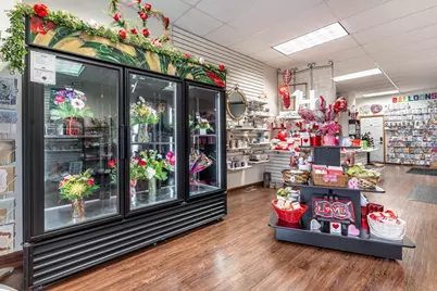 121 S Broadway, Pelican Rapids, MN 56572 - Photo 10